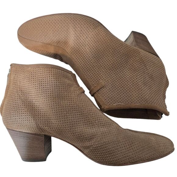 Aquatalia Xcellent perforated Tan Suede Ankle Boots Women's Booties Size 7 - Picture 3 of 7